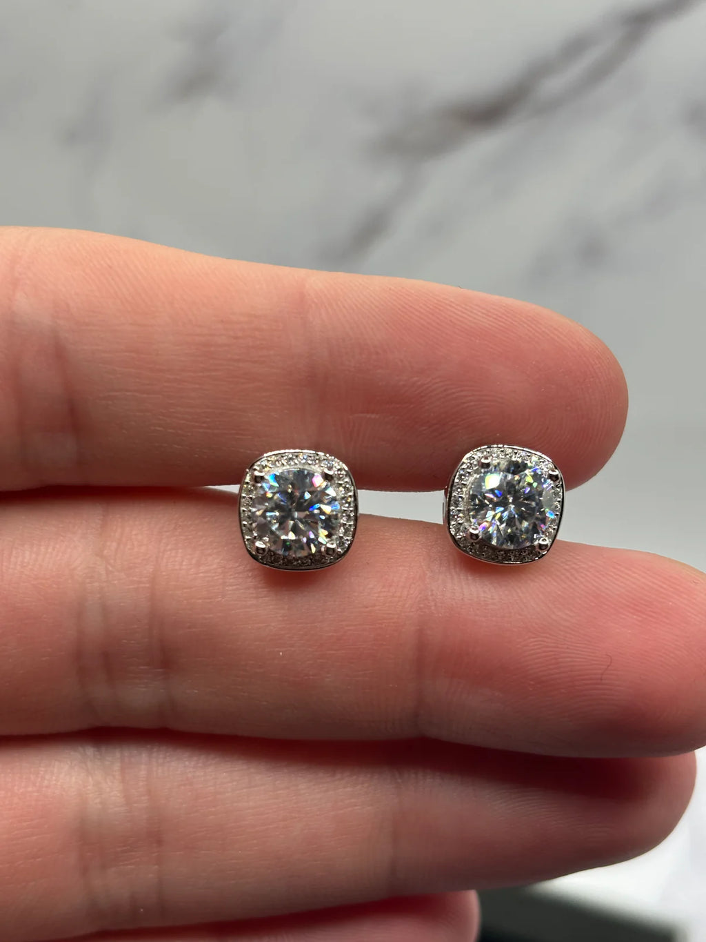 Sliver & Moissanite Stud earrings