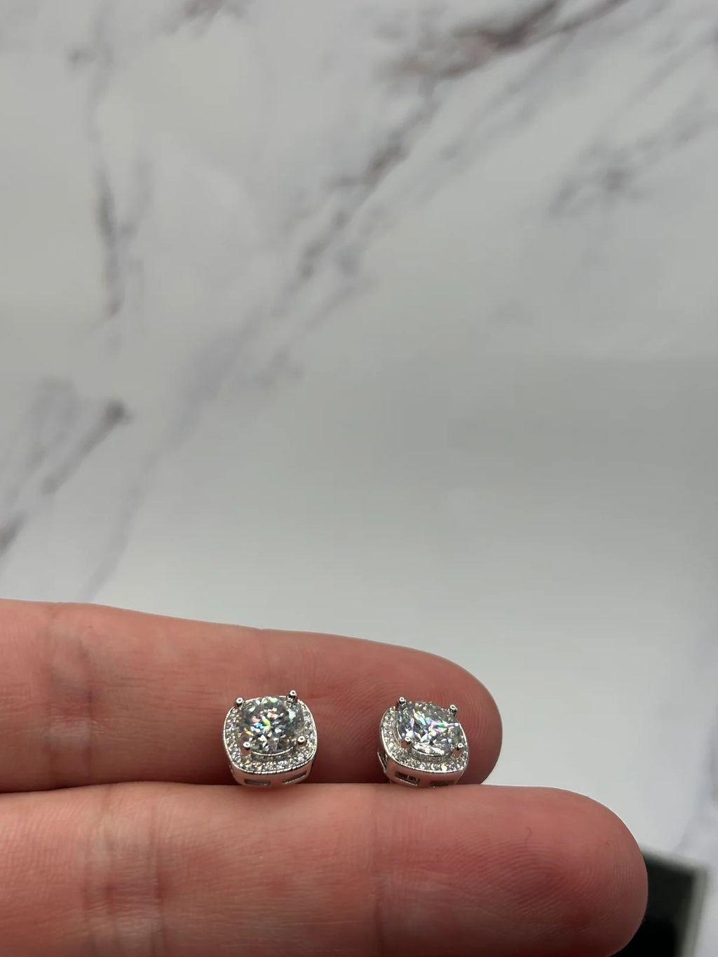 Sliver & Moissanite Stud earrings
