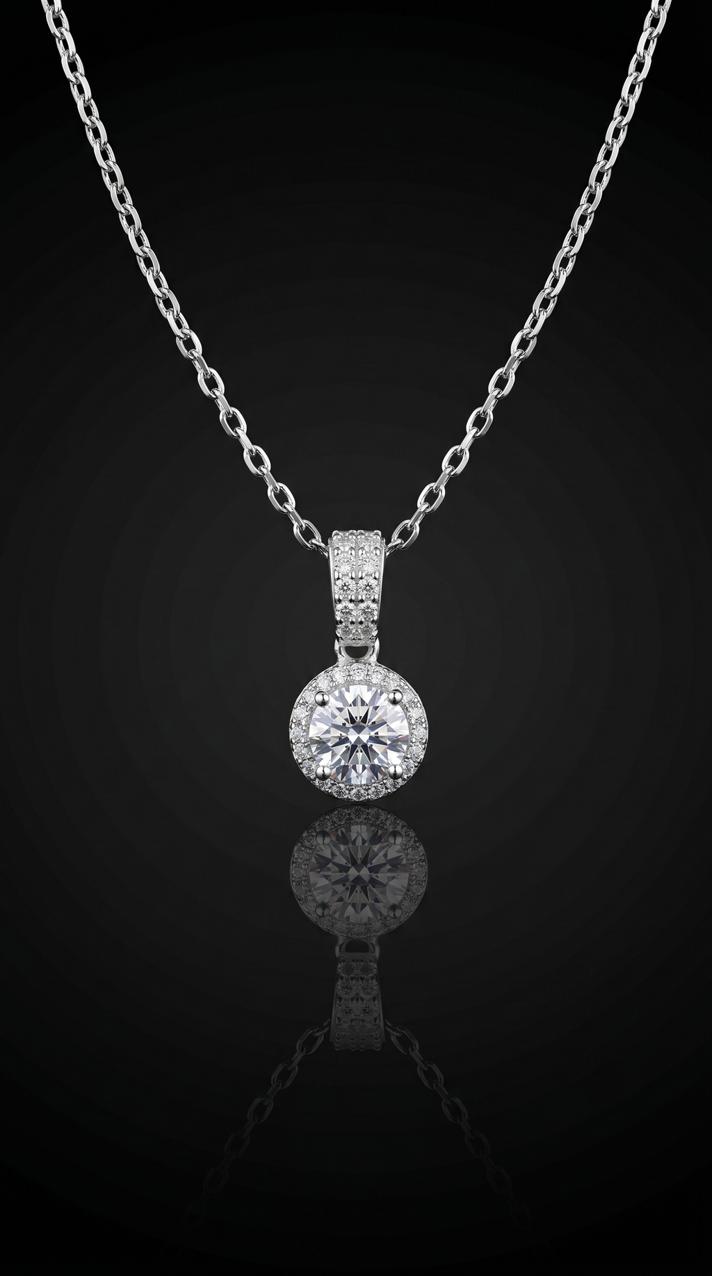 Aurivelle's Sliver & Moissanite Circle Pendant & Chain -Diamond-Like Shine| GRA Certified