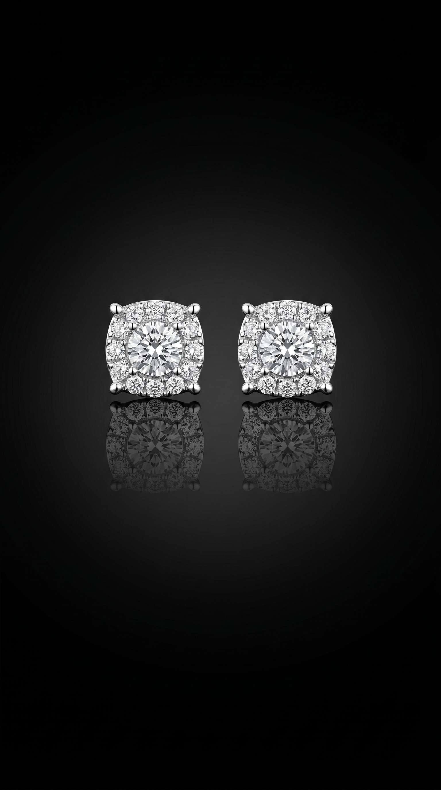 Aurivelle's 925 Sterling Silver & VVS Moissanite Stud Earrings -Diamond-Like Shine| GRA Certified